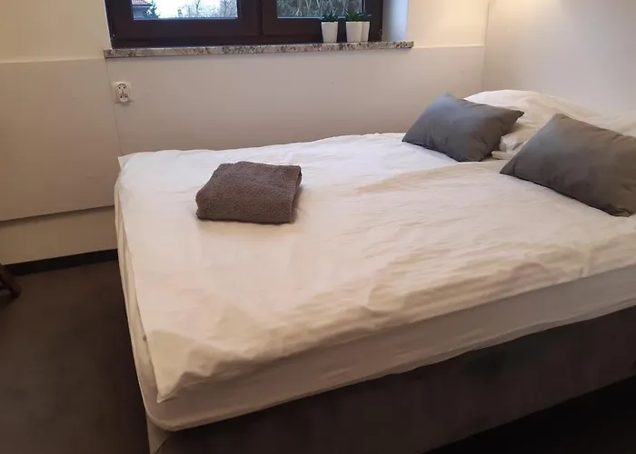 Bon Ton Quarto em Acomodações Particulares Estetino