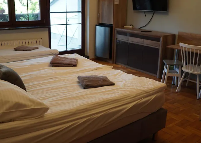 Bon Ton Quarto em Acomodações Particulares Estetino